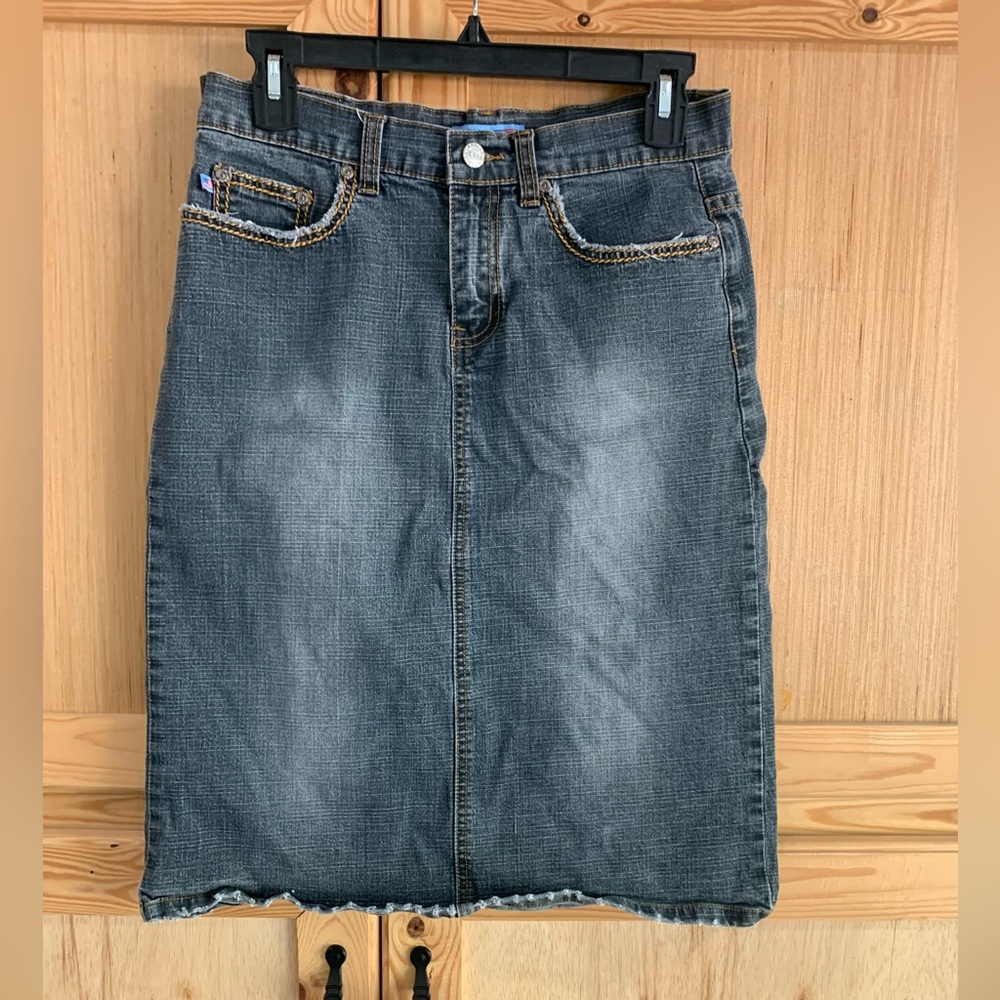 Girls Apollo Jeans Stylish Denim Skirt with Chain Detail Sz L